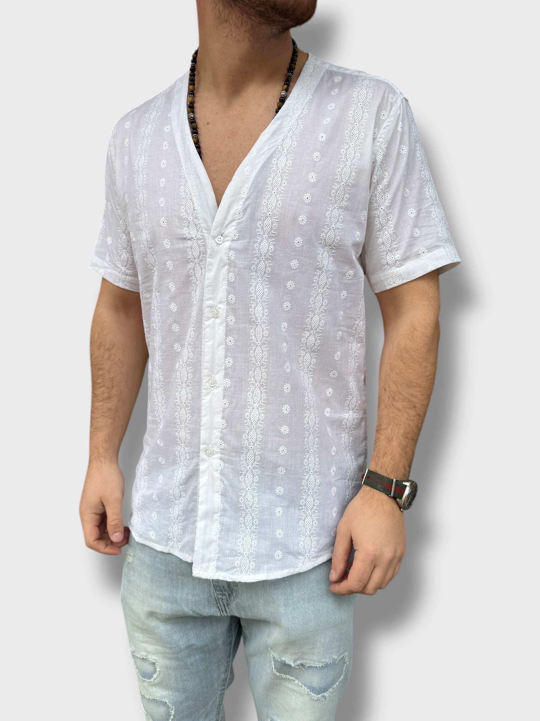 Camicia ricamata m/m scollo V OVERD