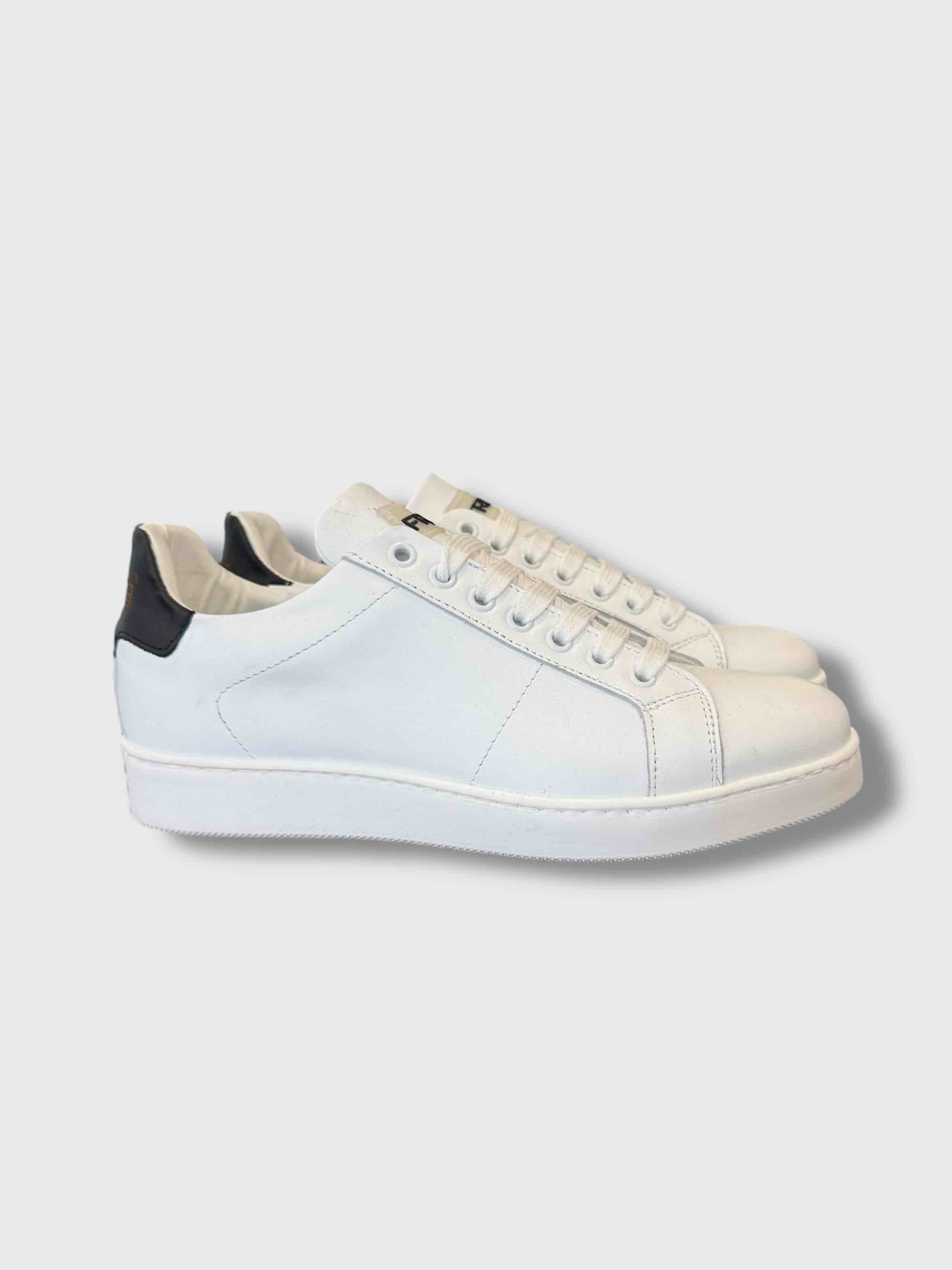 SCARPE SUOLA BASSA FR09