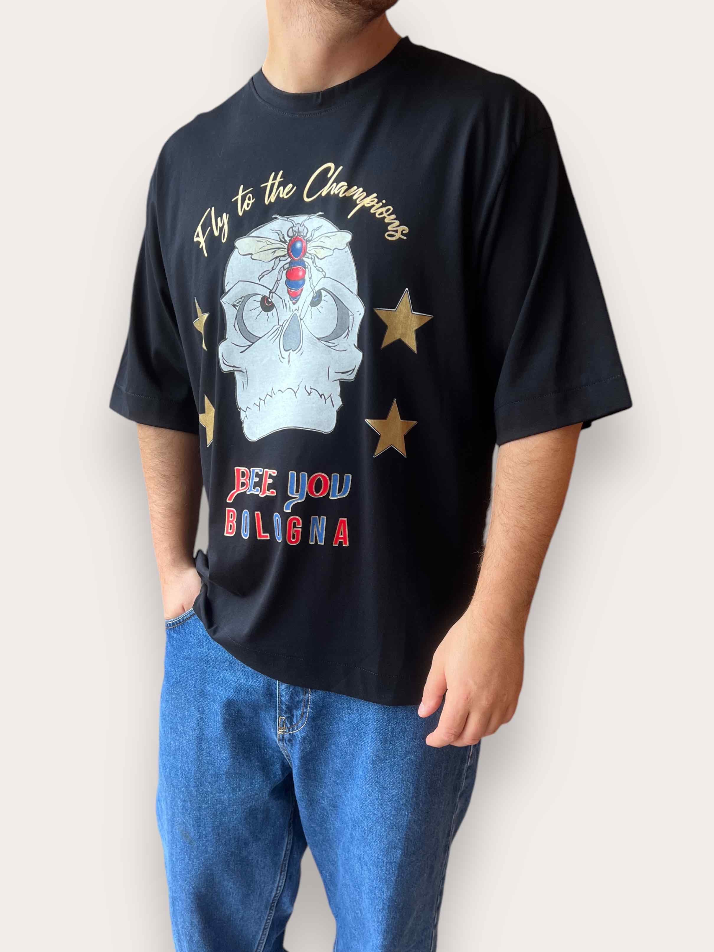 T-shirt Fly to the Champions LARRY & THE BEE
