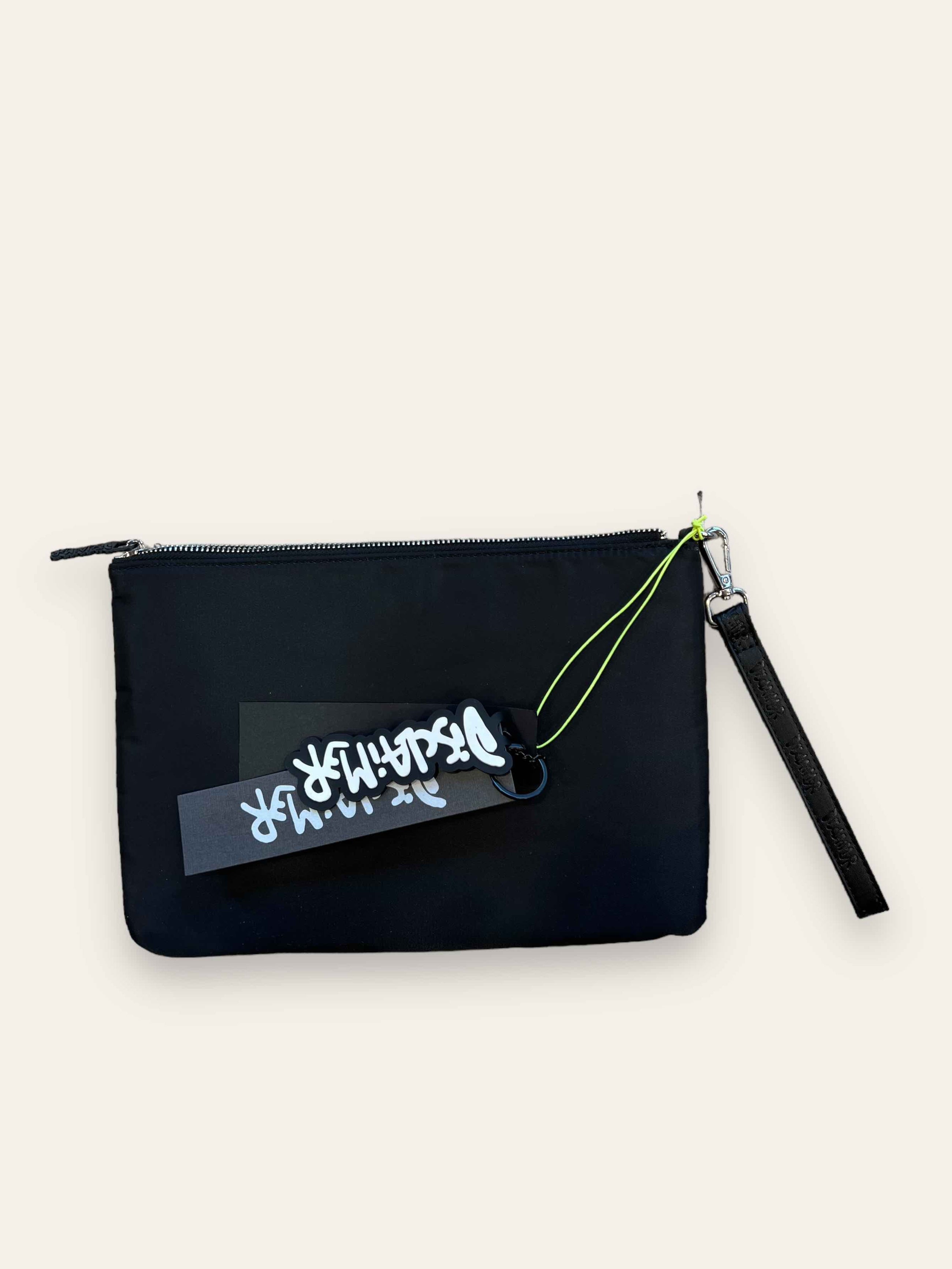 Pochette DISCLAIMER