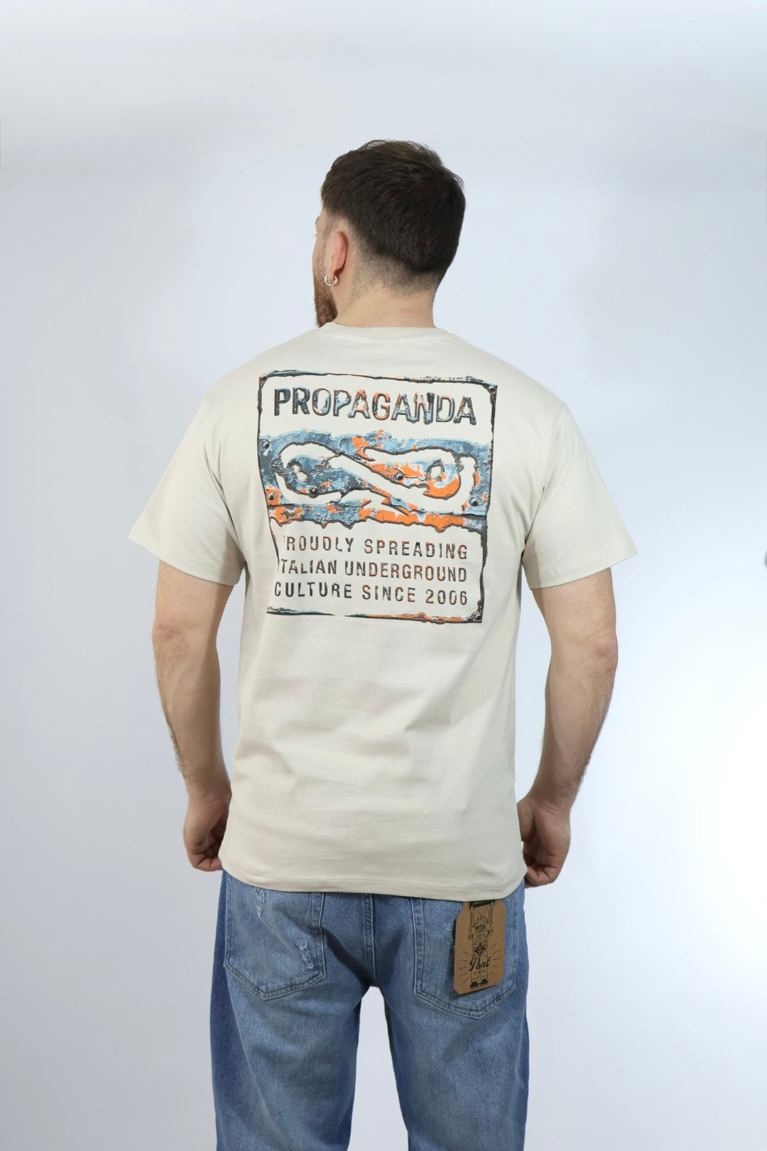 T Shirt label rust tee 651 PROPAGANDA