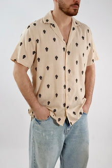 Camicia m/m ricamo all over 930 BL11