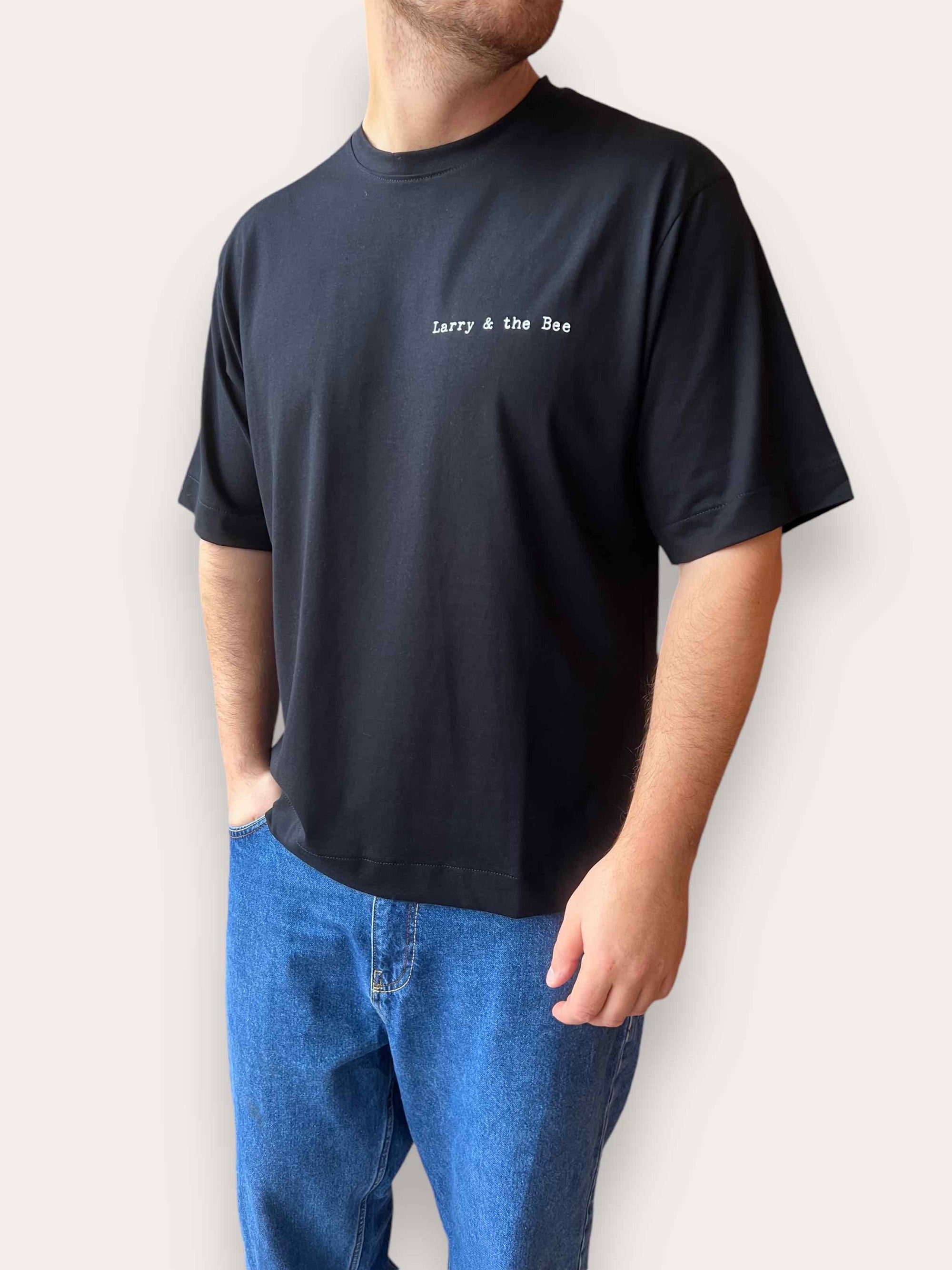 T shirt bee you LARRY & THE BEE