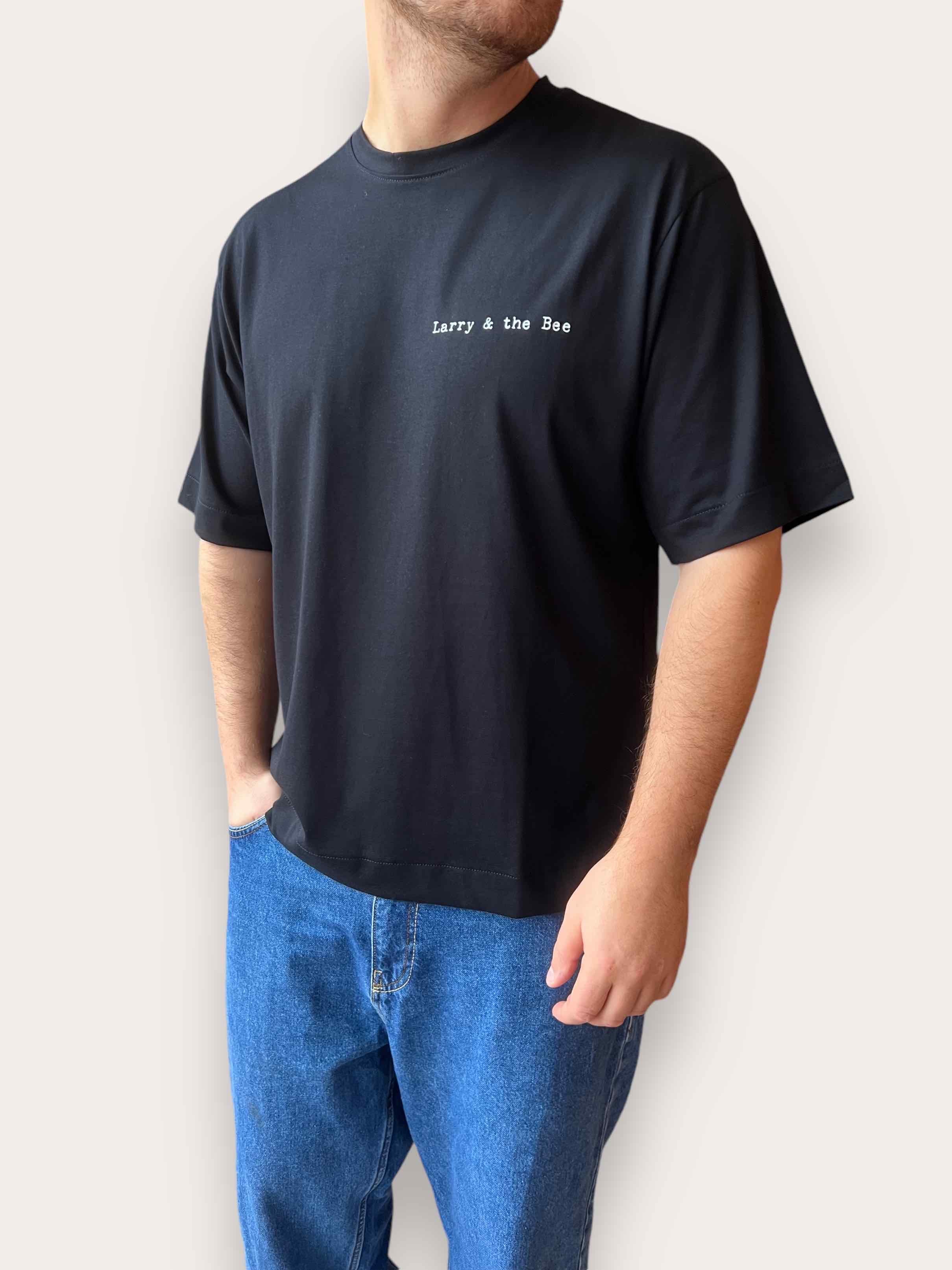 T shirt bee you LARRY & THE BEE