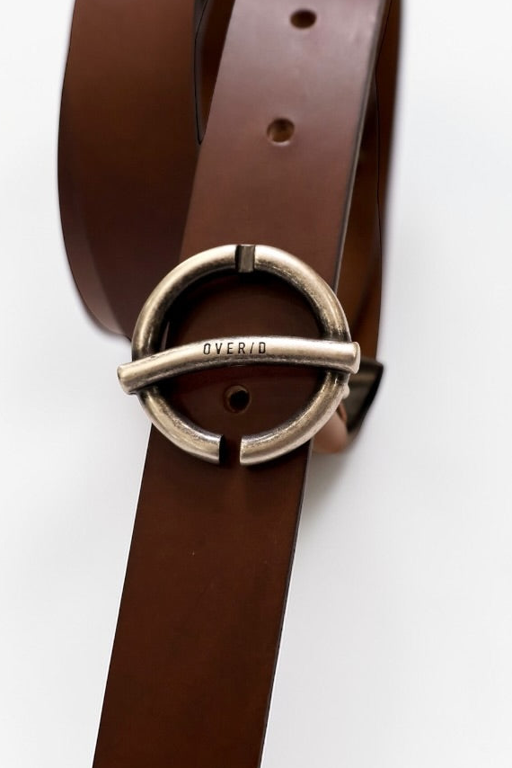 CINTURA LISCIA FIBBIA LOGO PELLE  Z02 OVER-D