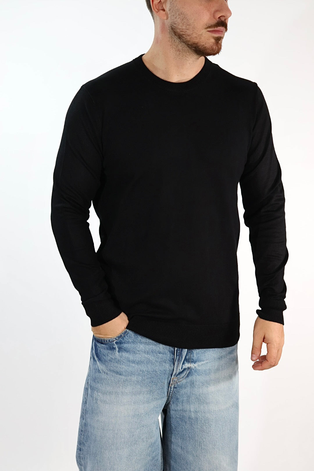 Maglioncino M01 nero paricollo nero OVERD
