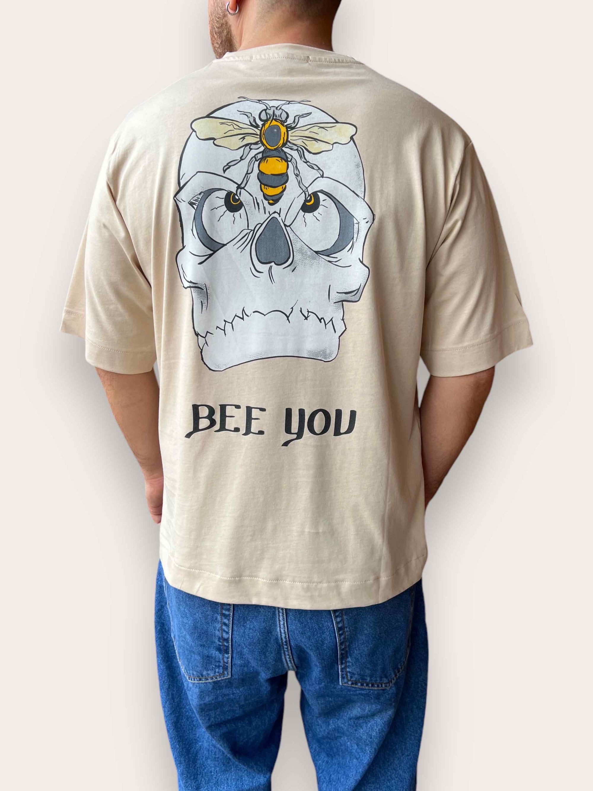T shirt bee you LARRY & THE BEE