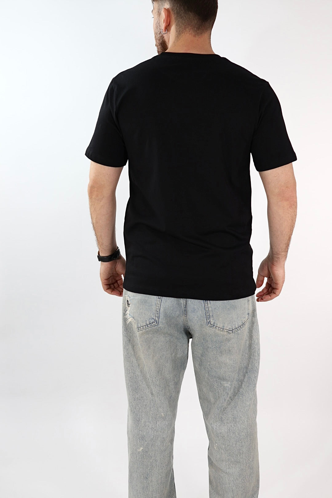 T shirt scritta ricamo 6192 J.W