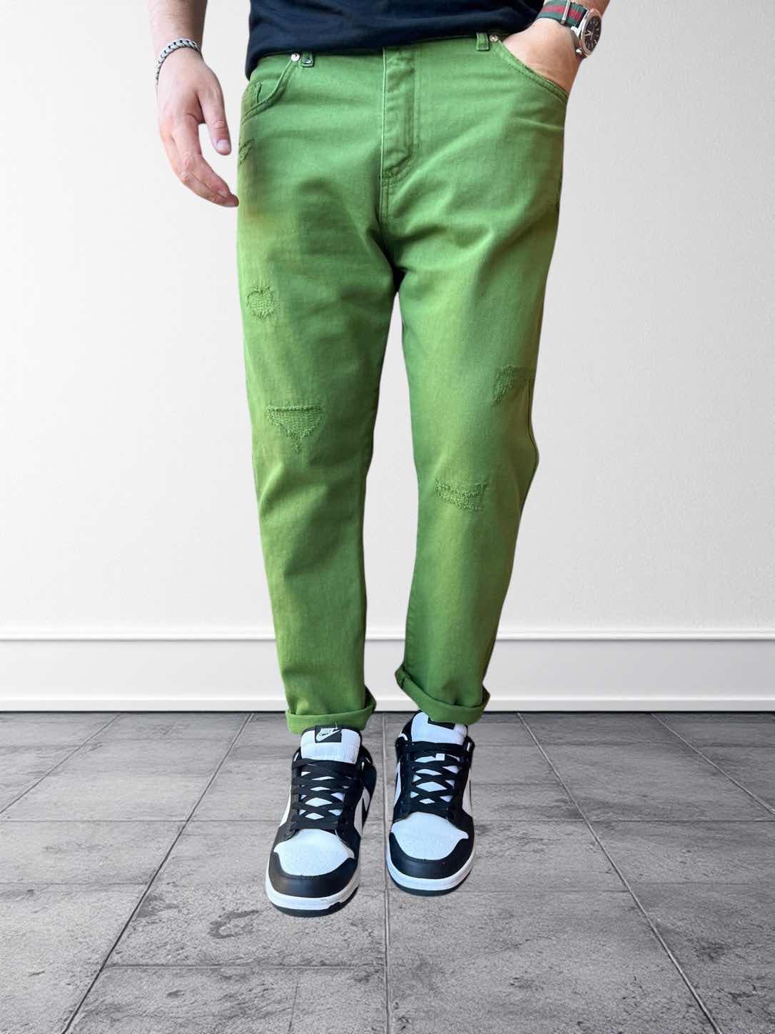 Jeans carrot finti strappi BERNA