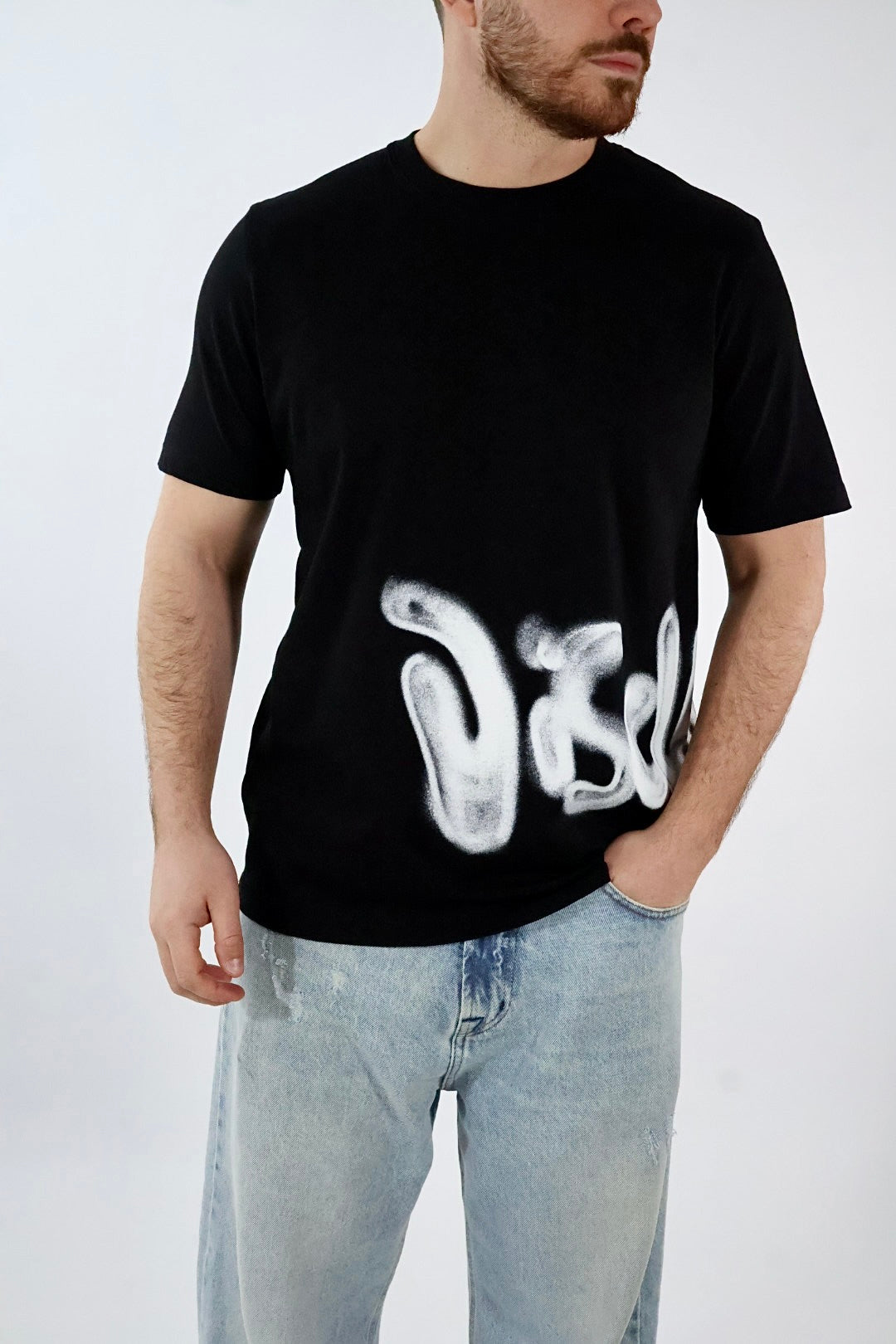 T shirt logo 475 DISCLAIMER