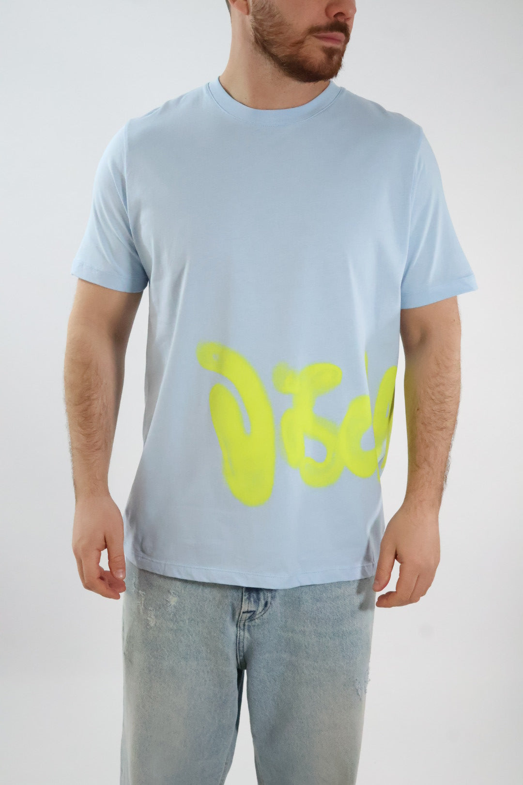 T shirt logo 475 DISCLAIMER