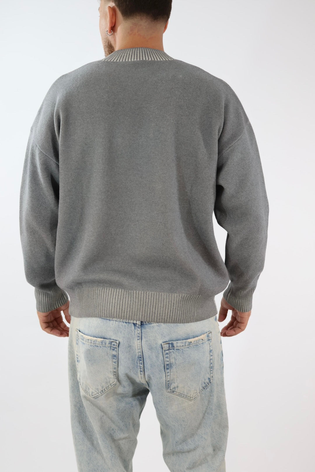 Maglione sfumato nero 757 DISCLAIMER