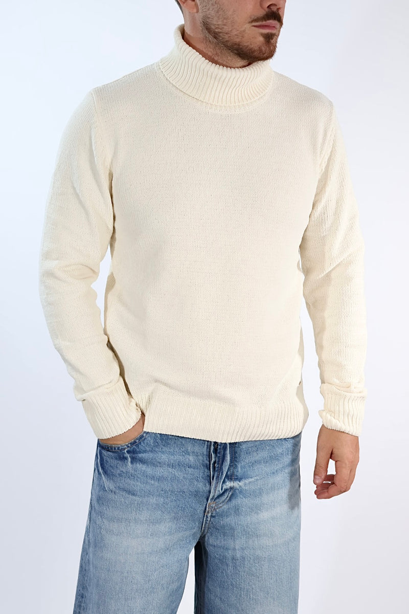 Maglione 536S lupetto ciniglia nero GIANNI LUPO