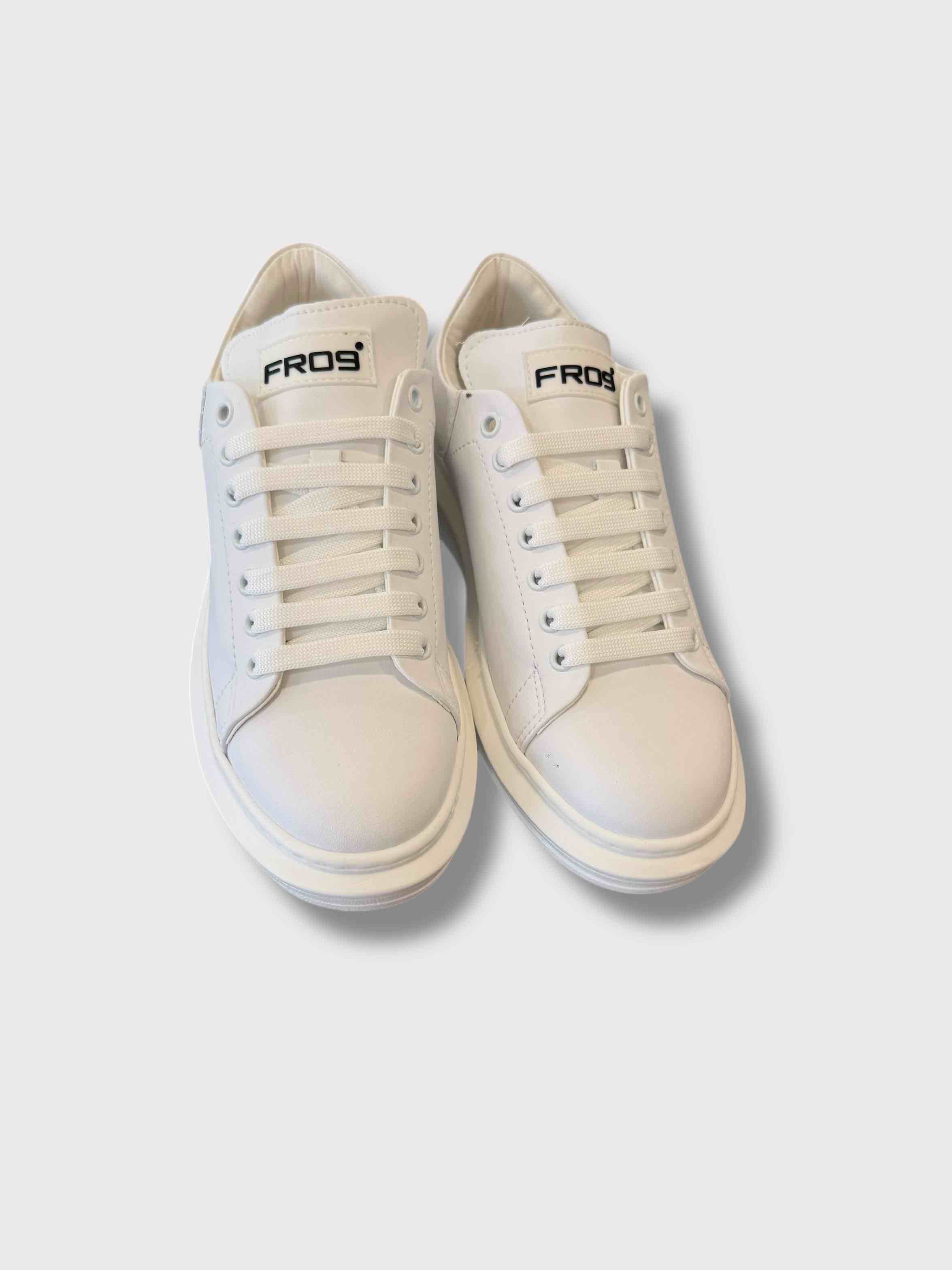 SCARPE TOTAL WHITE FR09