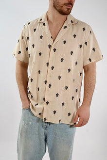 Camicia m/m ricamo all over 930 BL11