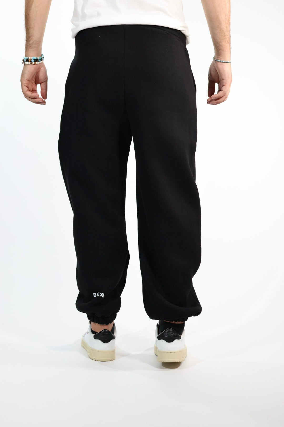 Pantalone 074-1 jogger nero  BERNA