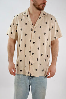 Camicia m/m ricamo all over 930 BL11