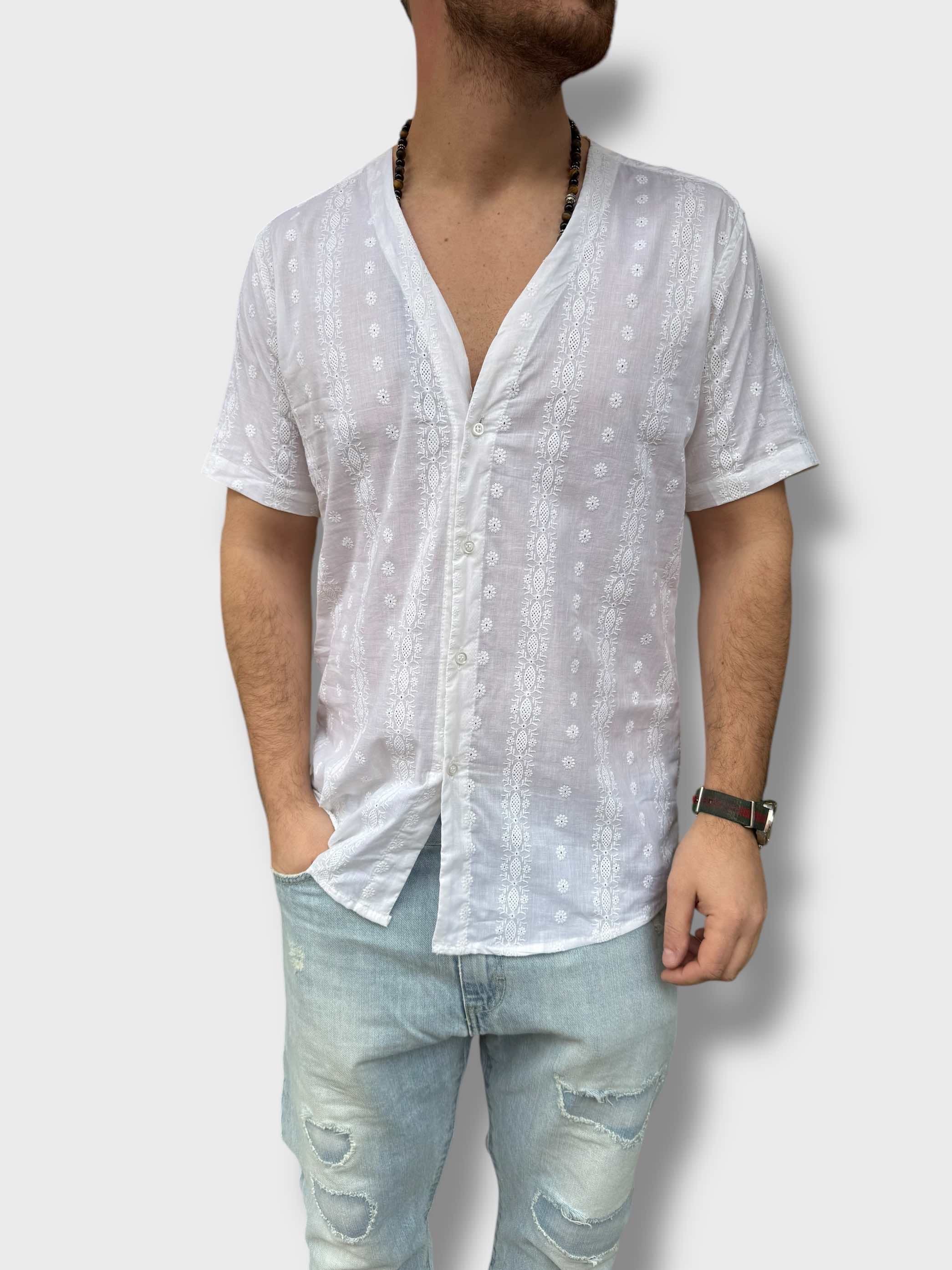 Camicia ricamata m/m scollo V OVERD