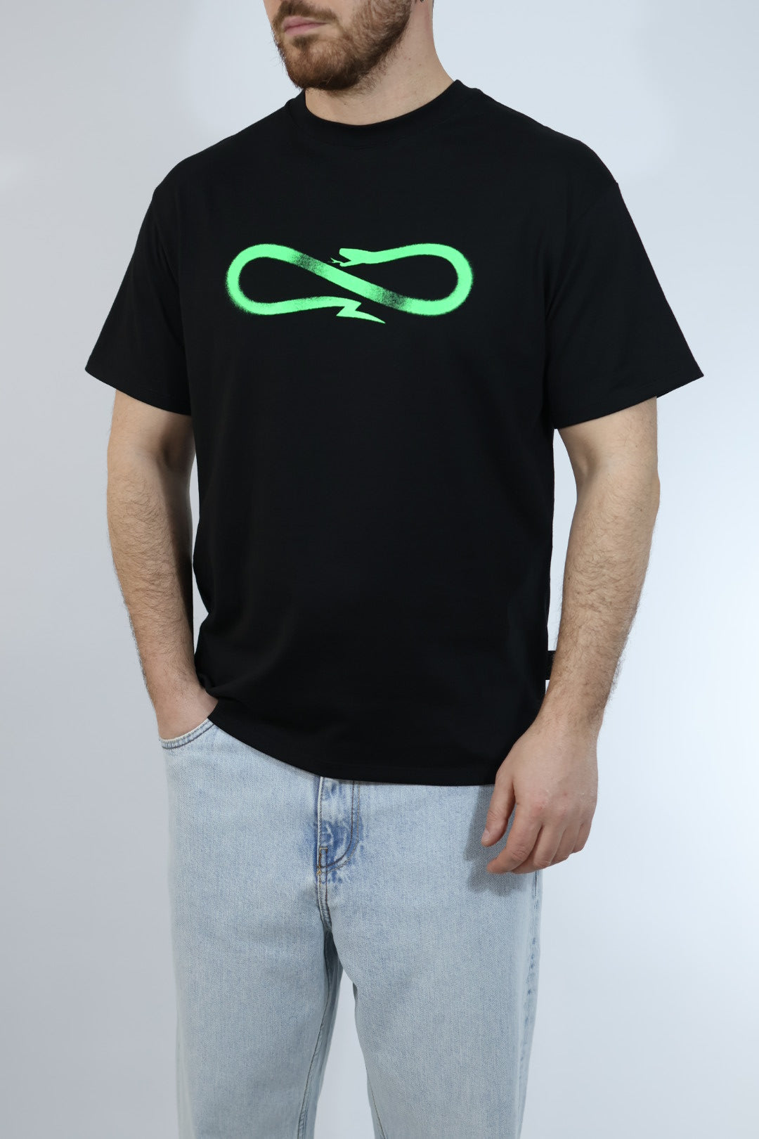 T shirt logo spray 632 PROPAGANDA