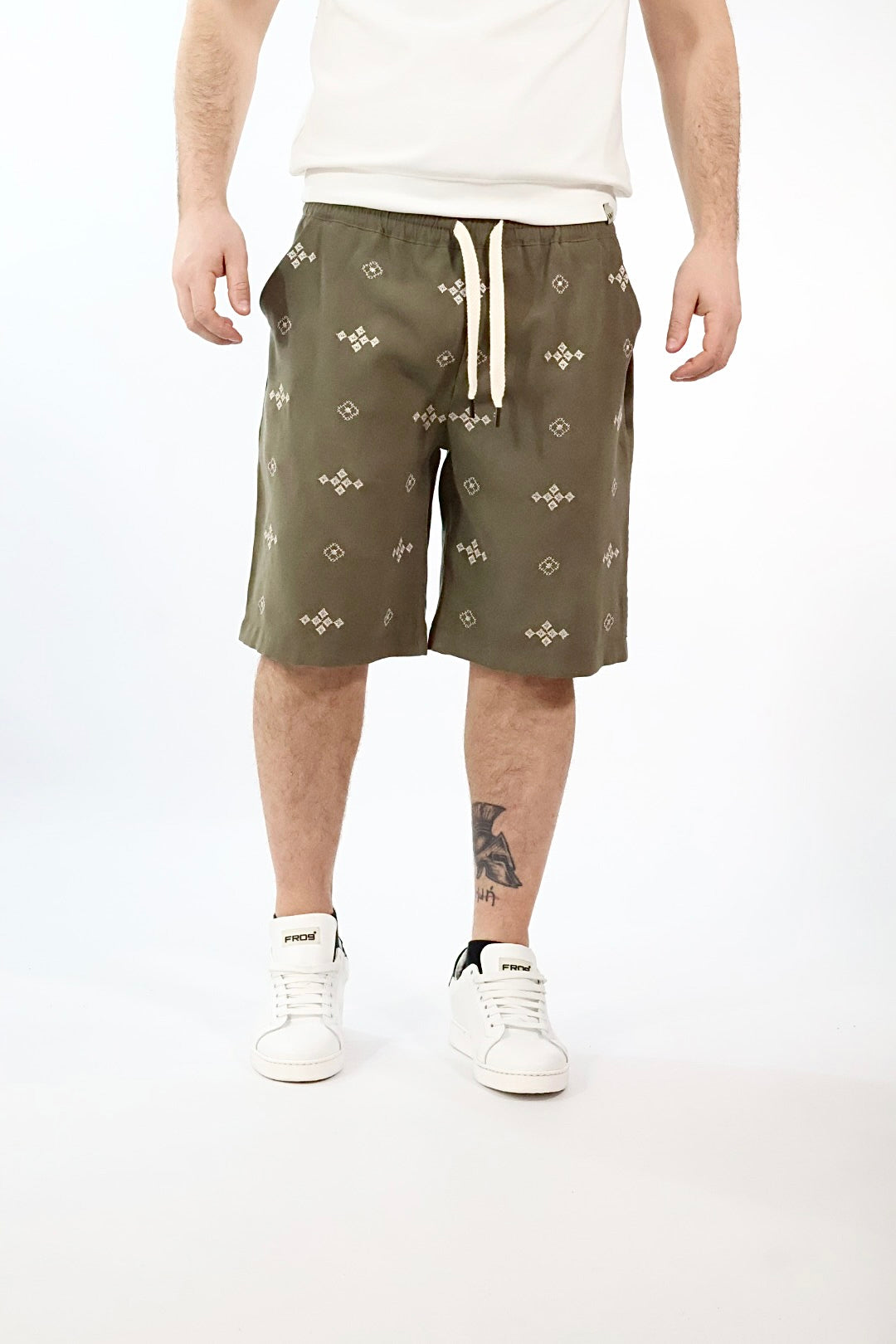 Bermuda ricamo 825 GIANNI LUPO