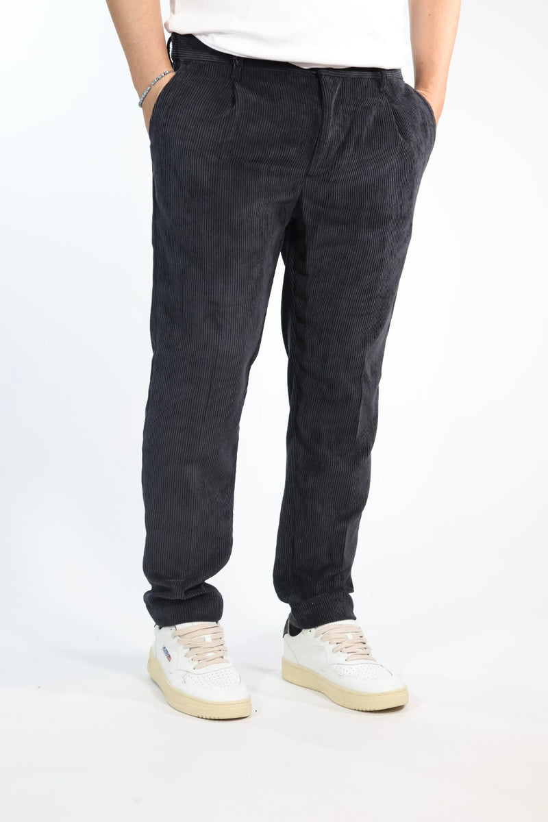 Pantalone P35 tapered fit velluto costine OVERD