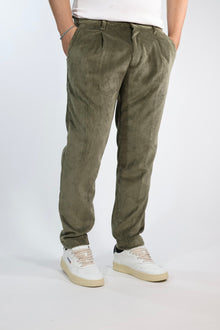 Pantalone P35 tapered fit velluto costine OVERD