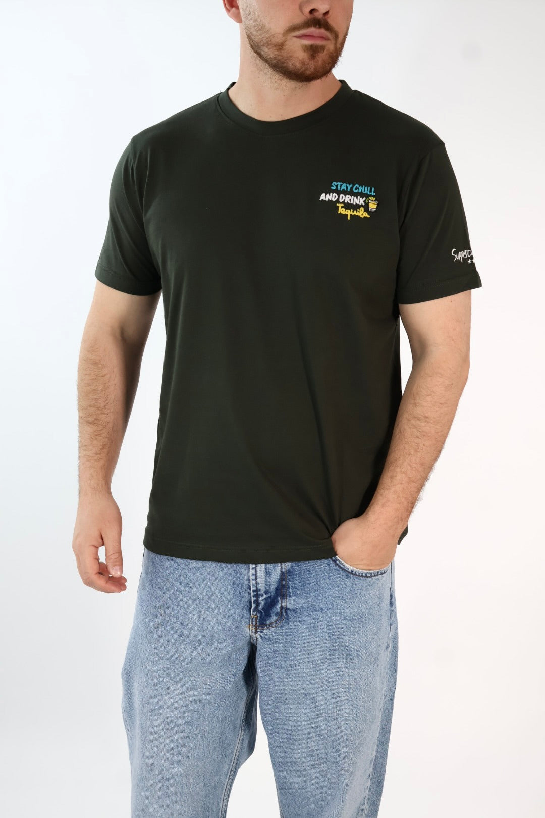 T-shirt ricamo  stay chill A1833 SUPERCULTURE