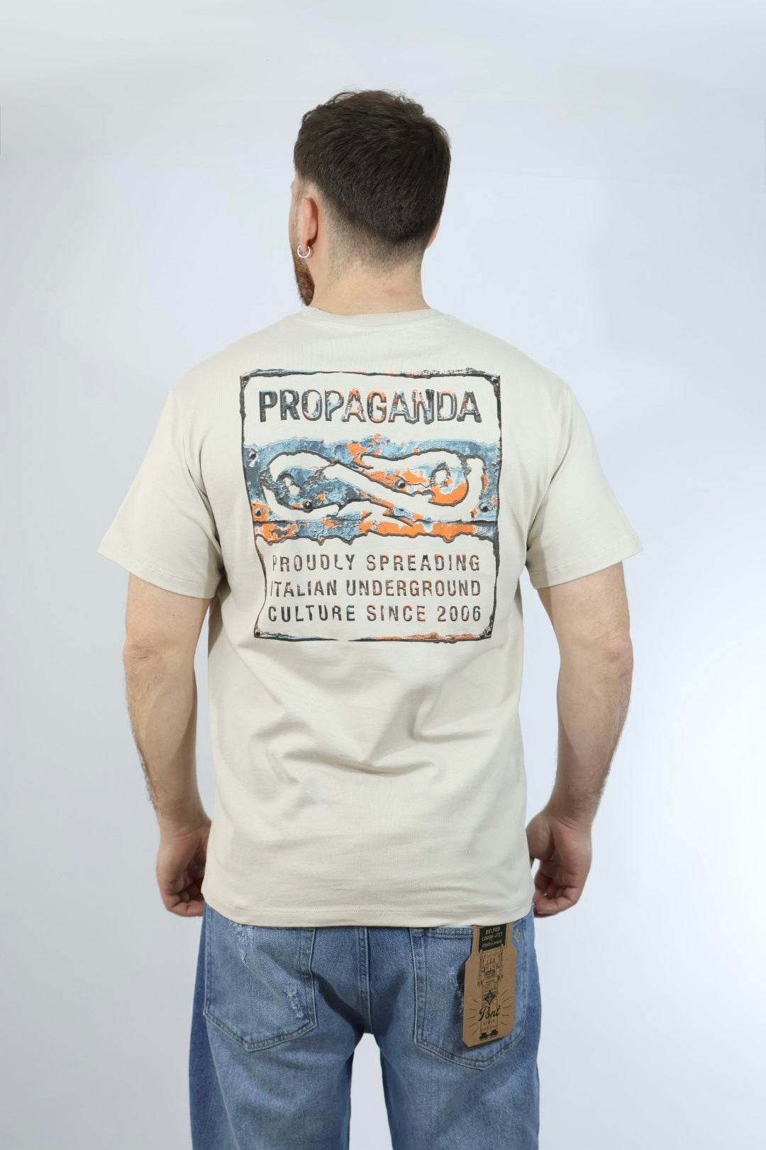 T Shirt label rust tee 651 PROPAGANDA
