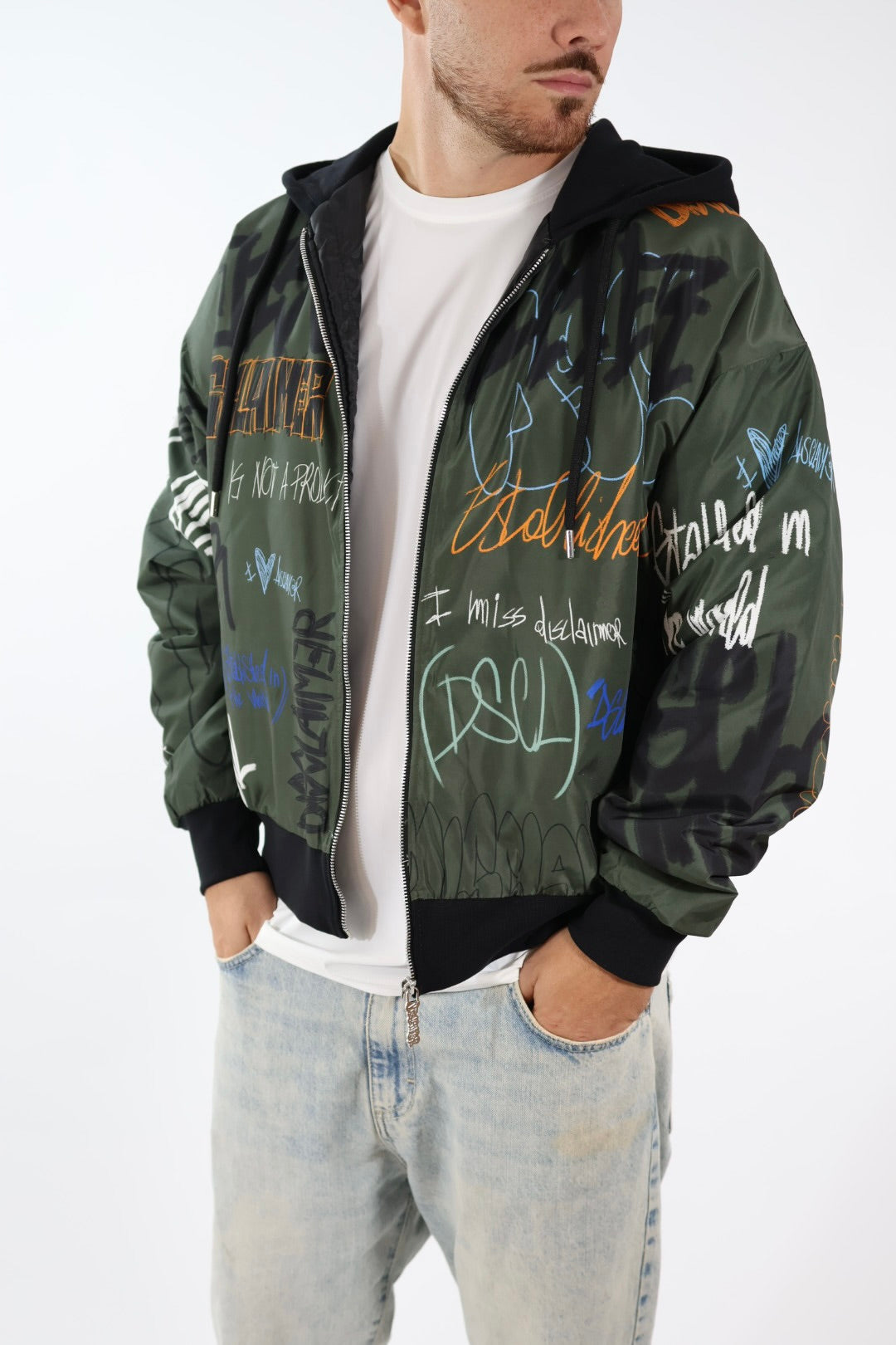 Bomber nylon 828 DISCLAIMER