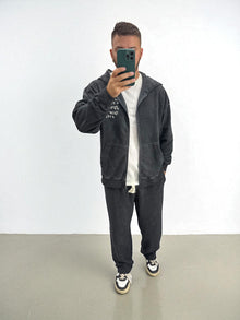 Pantalone rovesciato MONO NO AWARE