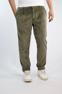 Pantalone P35 tapered fit velluto costine OVERD