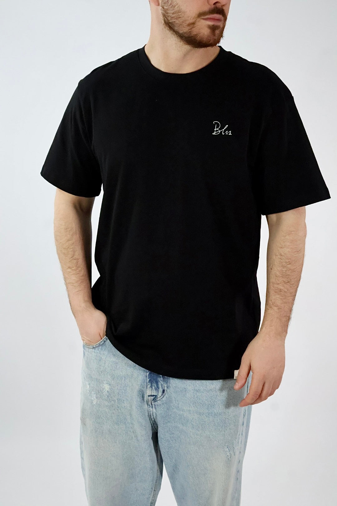 T-shirt basic ricamo semiover 001 BL11