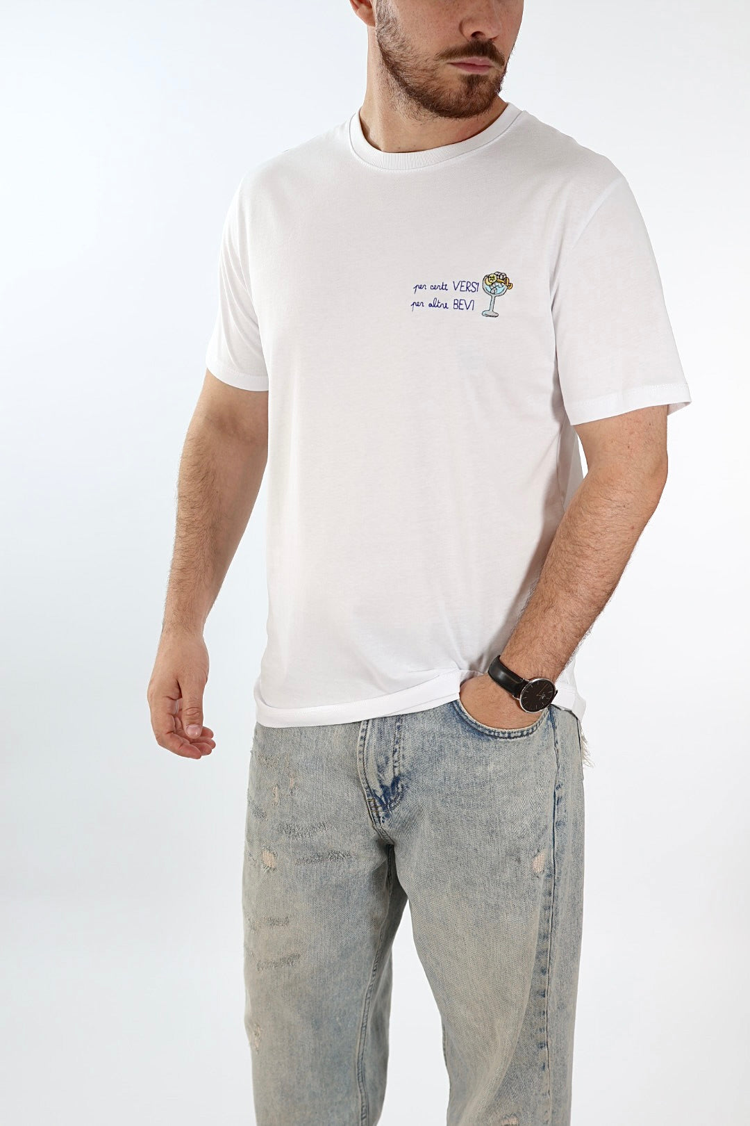 T shirt scritta ricamo 6032 J.W
