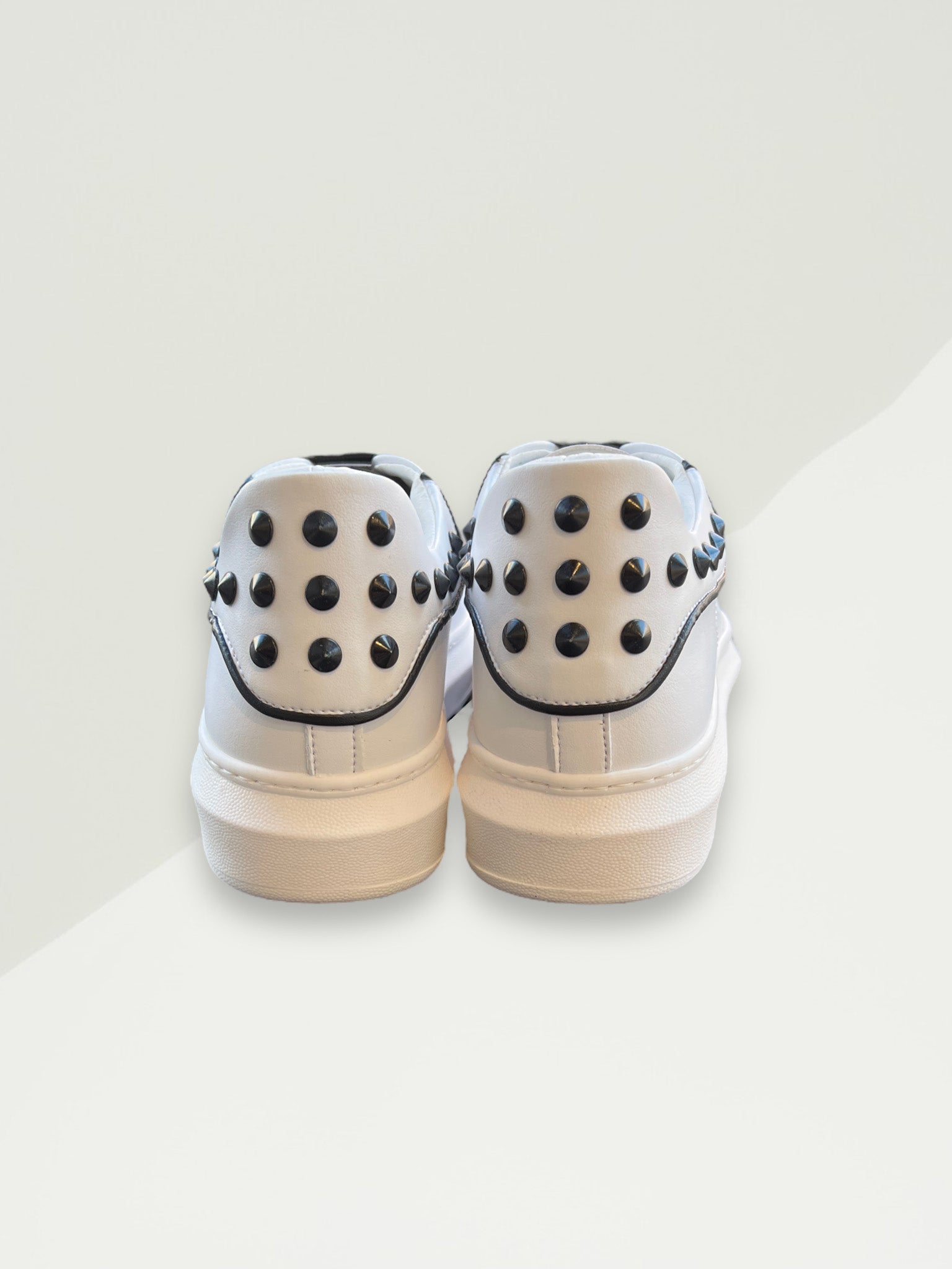 SCARPE RETRO BORCHIE FR09