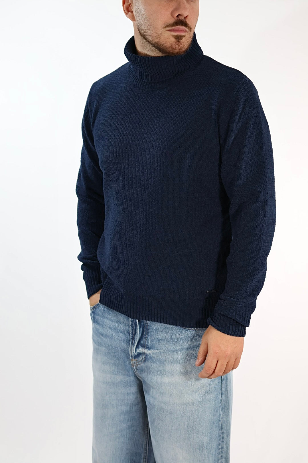 Maglione 536S lupetto ciniglia nero GIANNI LUPO