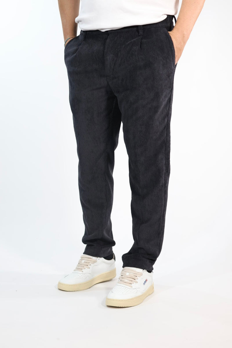 Pantalone P35 tapered fit velluto costine OVERD