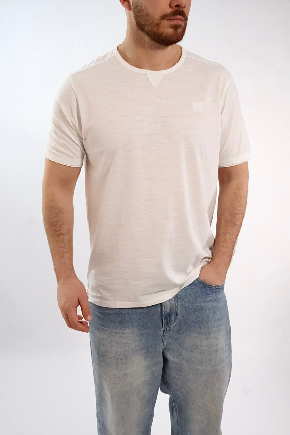 T shirt doppio scollo logo 049 BERNA