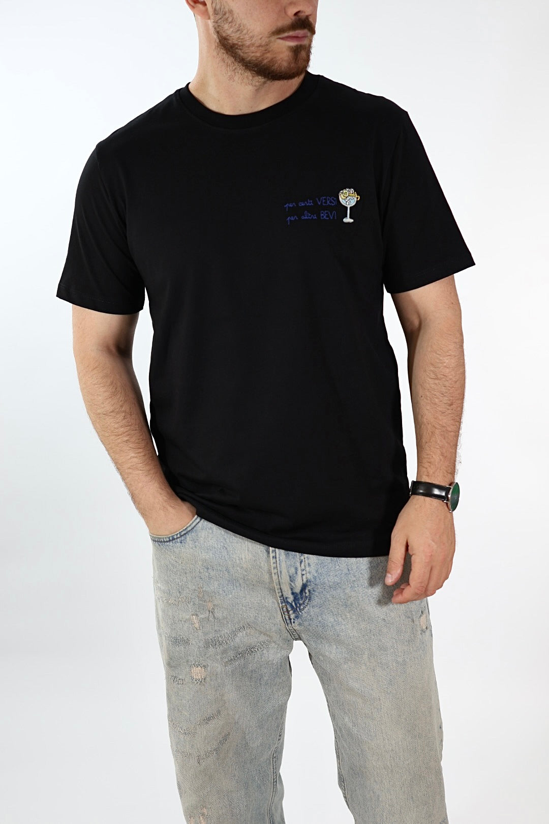 T shirt scritta ricamo 6032 J.W