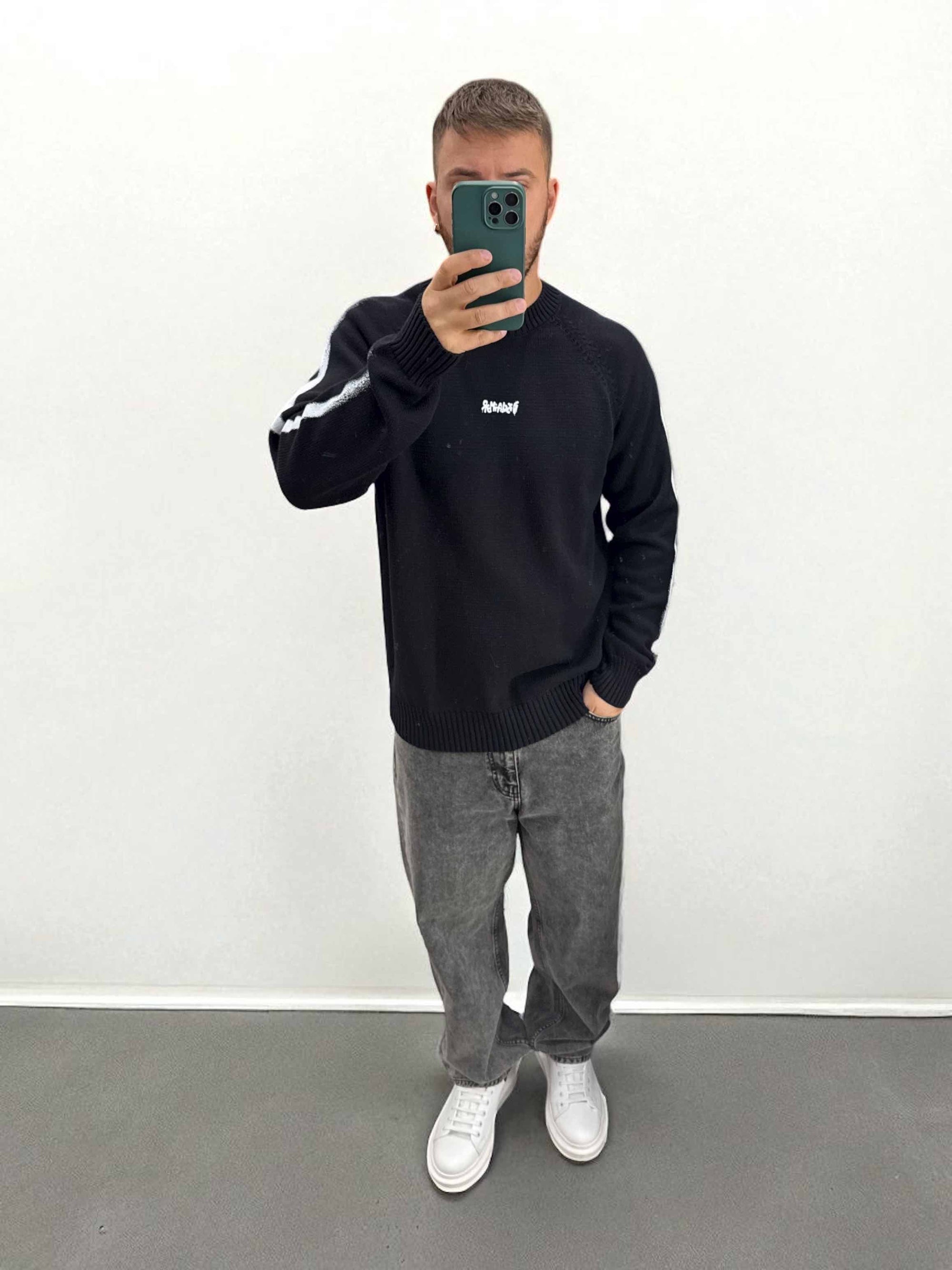 Maglione 131 DISCLAIMER