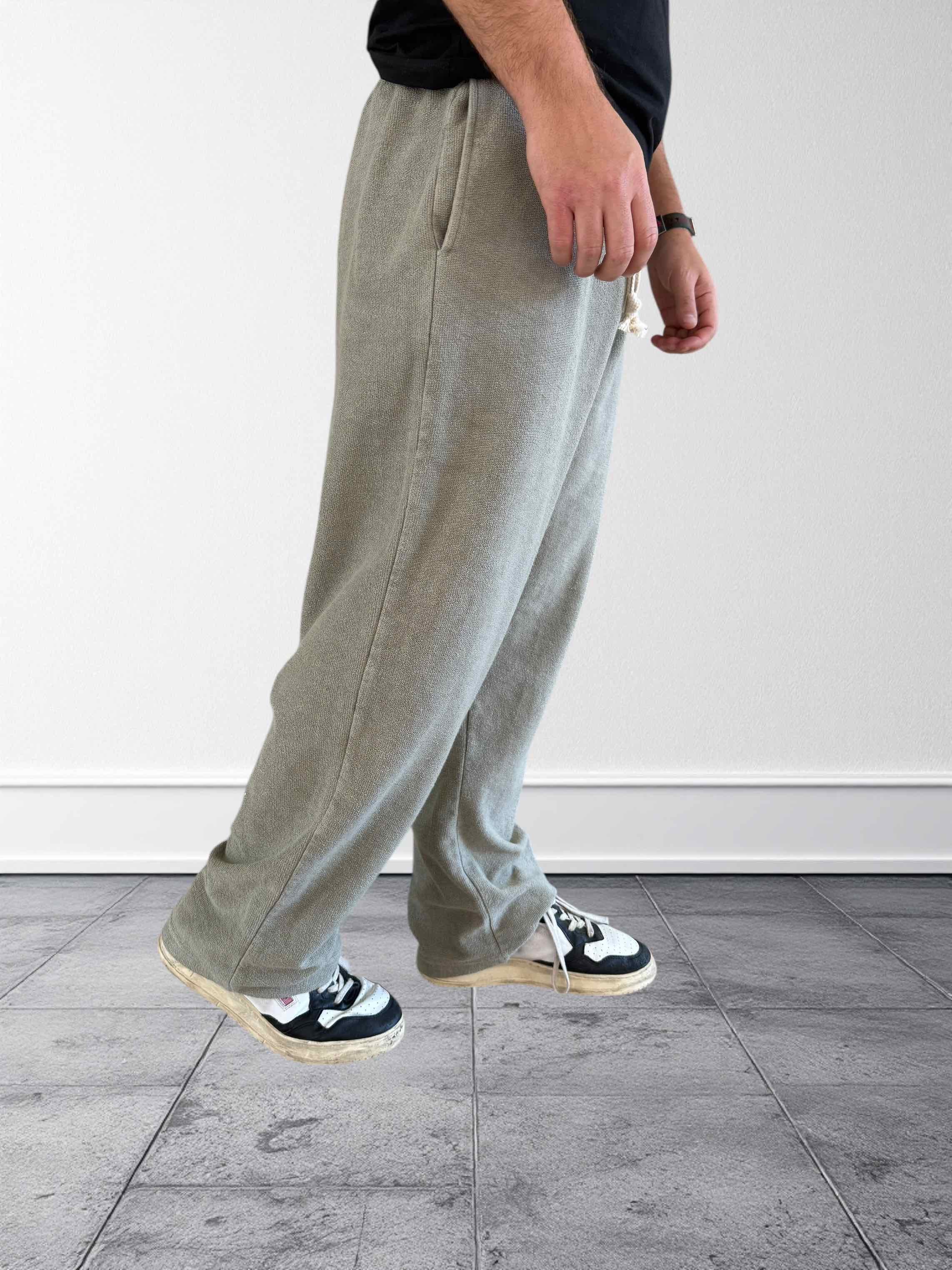 Pantalone rovesciato MONO NO AWARE