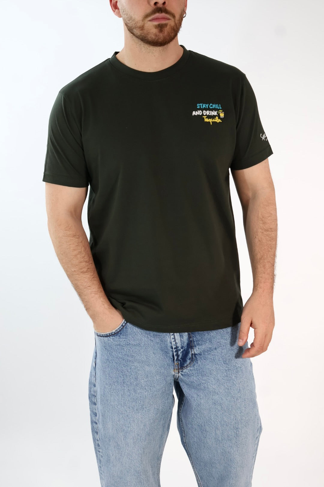 T-shirt ricamo  stay chill A1833 SUPERCULTURE