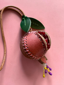 Portachiavi charm ecopelle melograno ZOLYRA