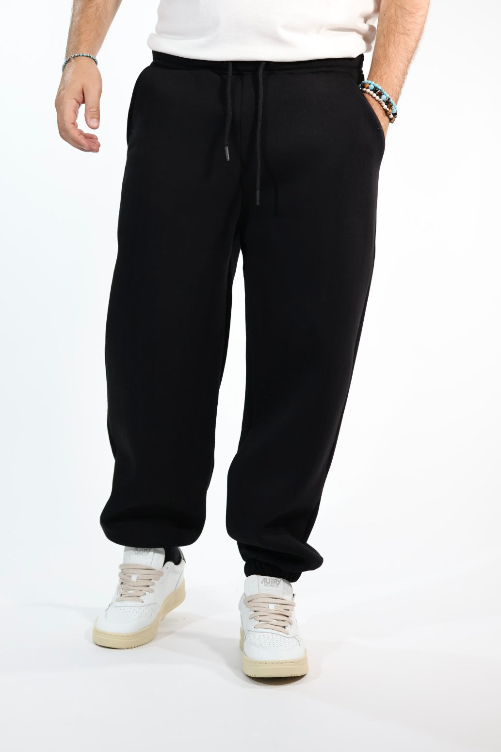 Pantalone 074-1 jogger nero  BERNA