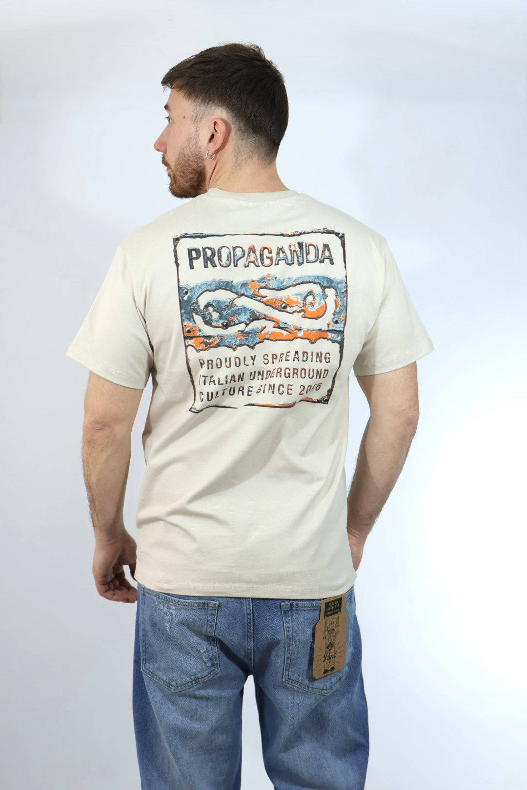 T Shirt label rust tee 651 PROPAGANDA