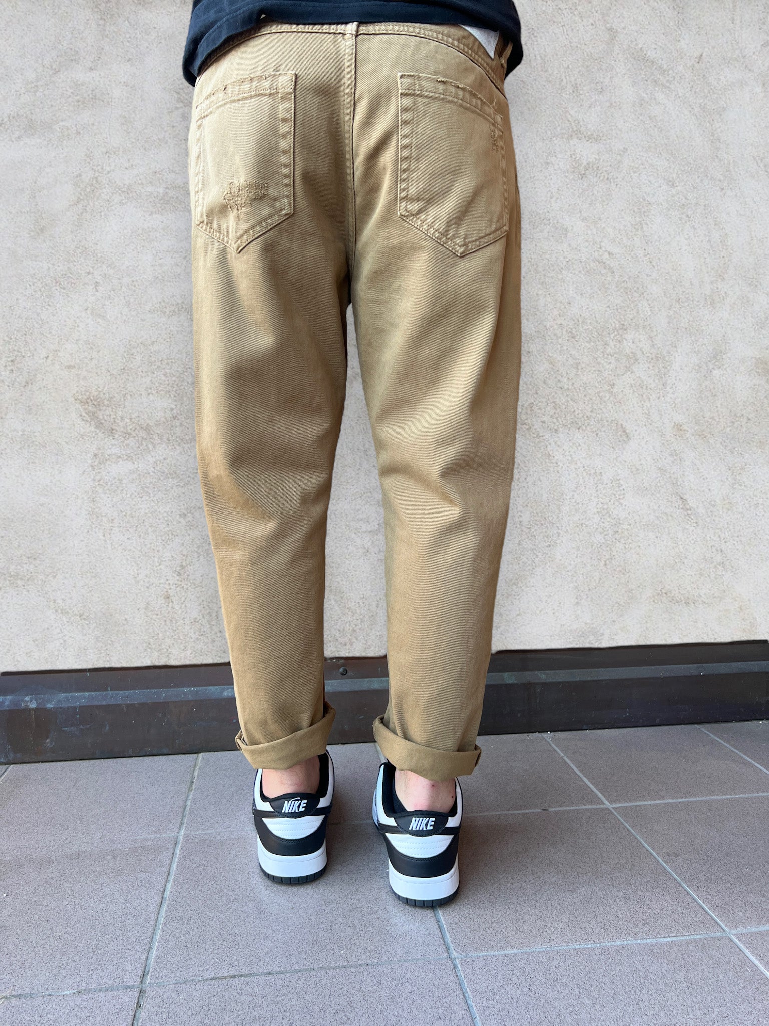 Jeans carrot strappi BERNA