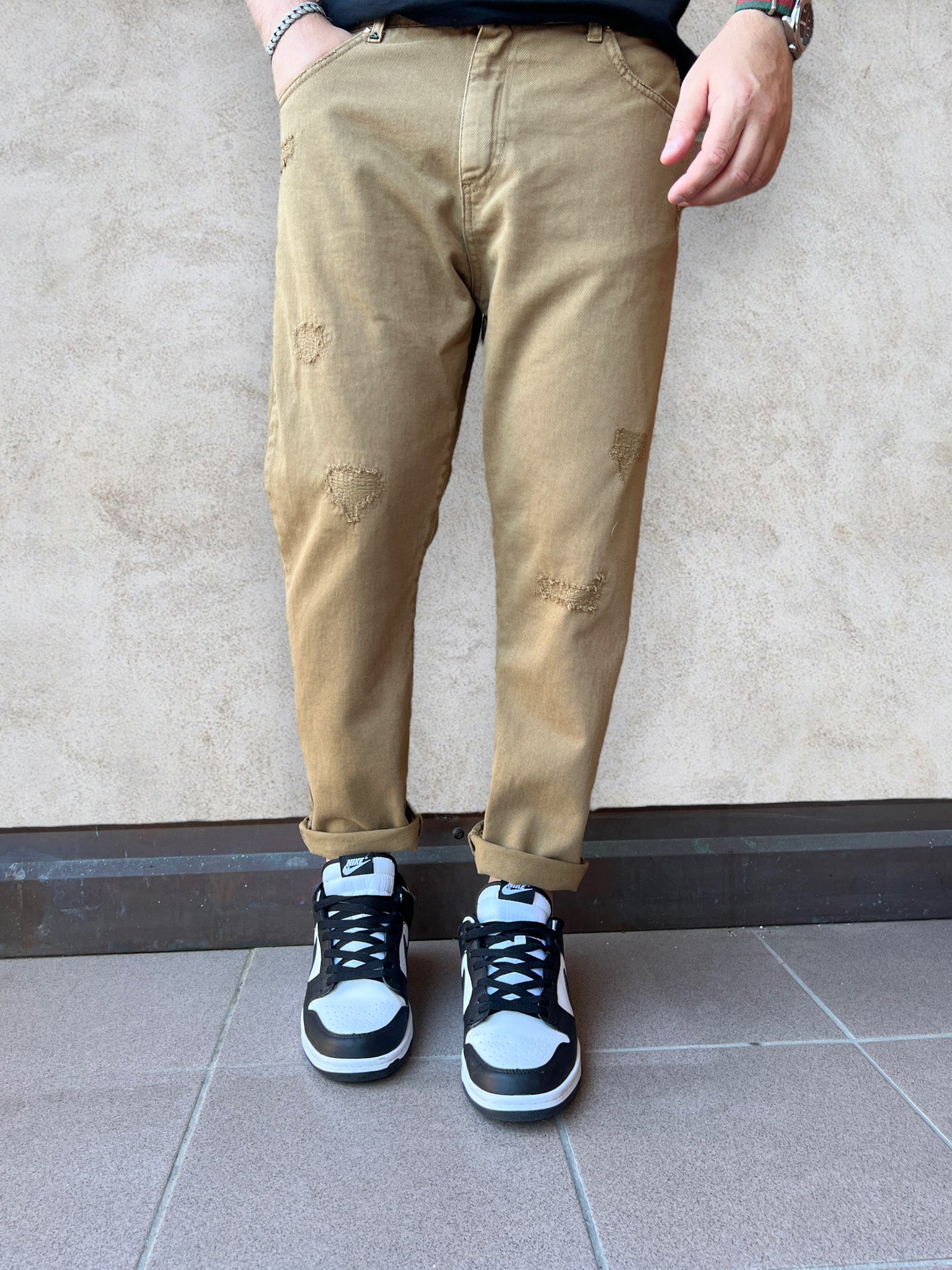 Jeans carrot strappi BERNA