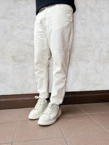Jeans carrot finti strappi BERNA