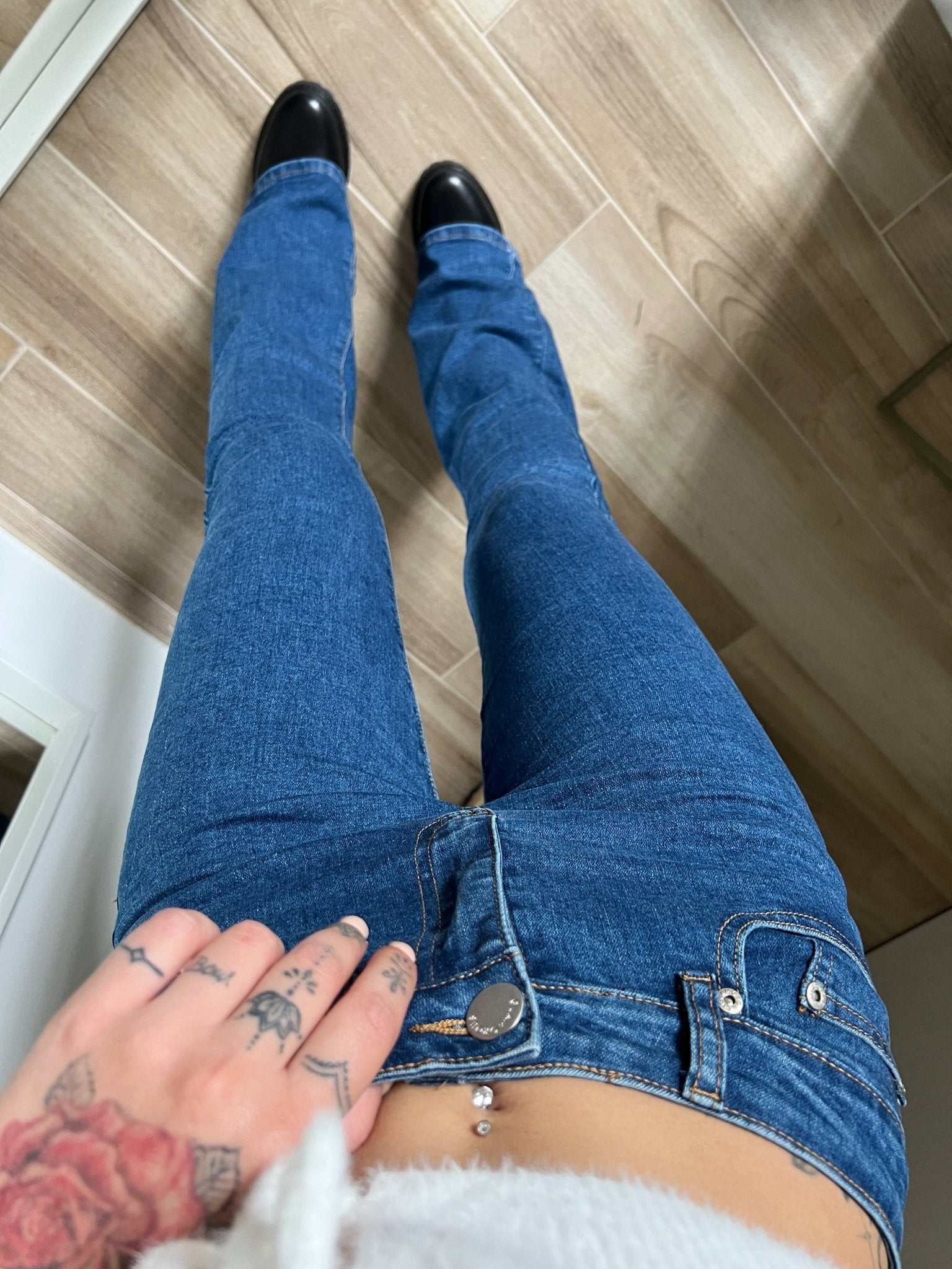 Jeans push up campana GLAMOROUS